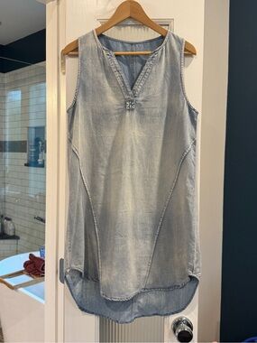 Light Wash Denim Sleeveless Tunic Dress